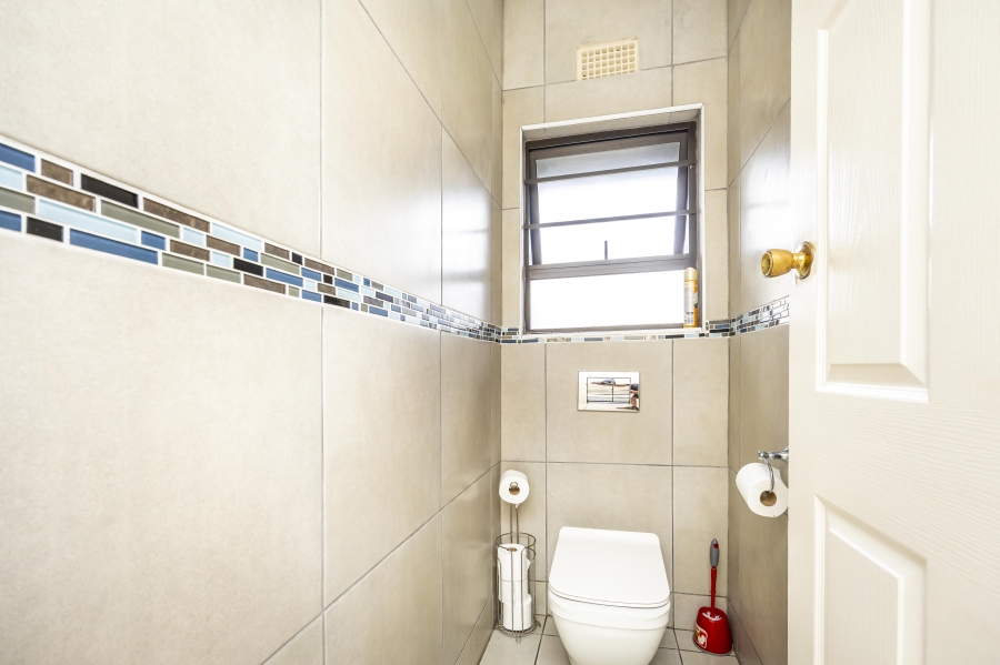 3 Bedroom Property for Sale in Beacon Bay Eastern Cape